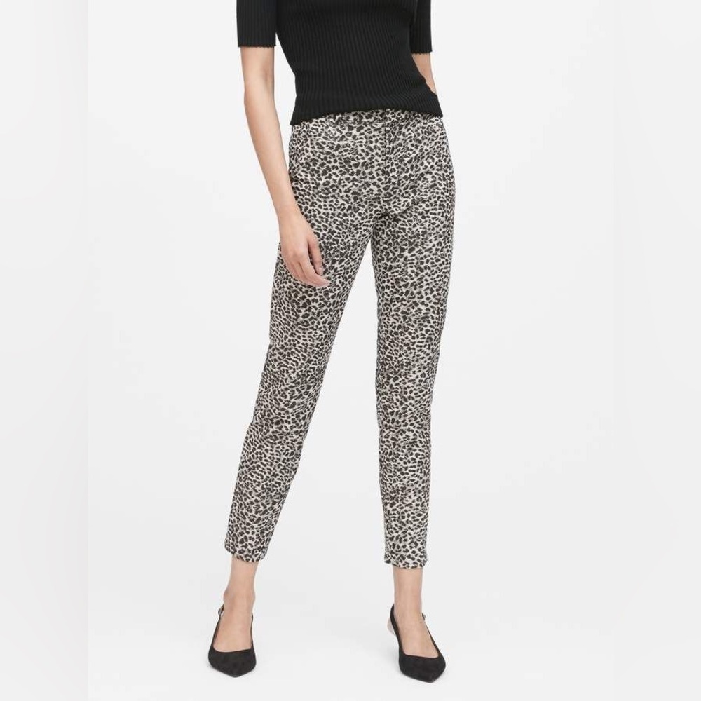 Banana Republic Leopard Print Women's Pants